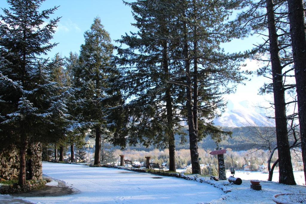 Hotel Orso Bianco Пескассероли Экстерьер фото